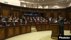 Armenia -- Prime Minister Karen Karapetian addresses the National Assembly in Yerevan, 21May, 2017.