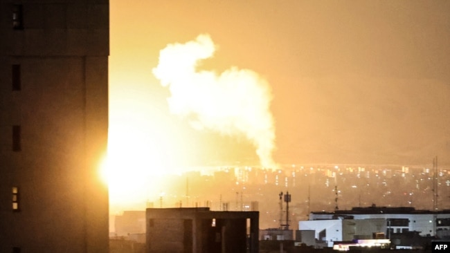 تصویری از یکی از حملات شبانه به نقاطی در اطراف تهران