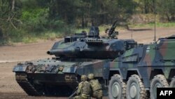 Накануне Германия и США заявили о предоставлении Киеву современных танков собственного производства – Leopard 2 и M1 Abrams соответственно