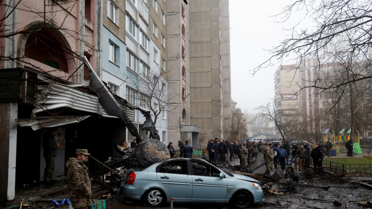 У Києві та Броварах прощаються з жертвами падіння гелікоптера