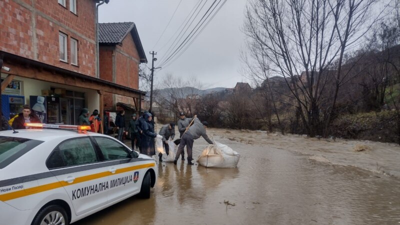 Дождовите во југозападна Србија предизвикаа излевање на дел од помалите реки