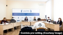 Pentru prima data în istoria Republicii Moldova, candidații pentru calitatea de membru al CSM trec printr-un proces de verificare a integrității. Comisia specială de evaluare este alcătuită din trei experți naționali și trei - internaționali.