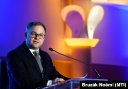 Balázs Orbán este Președinte al Consiliului de Administrație al Mathias Corvinus Collegium.
