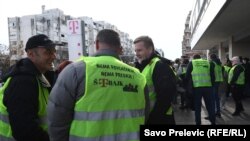 Radnici crnogorskog telekoma na protesu ispred zgrade Telekoma. Podgorica, 25. januar 2023.