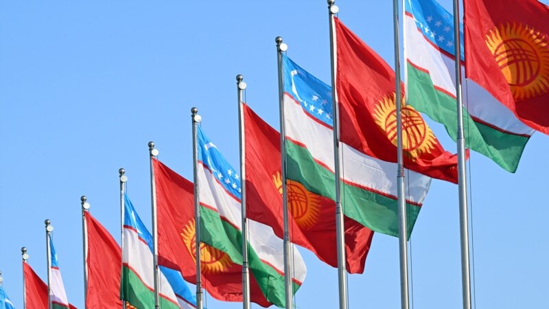 АКШ Кыргызстан менен Өзбекстандын кызматташтыгын кубаттайт