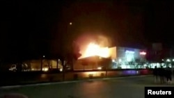 Captură video a unei înregistrări făcute de un martor la explozia din Isfahan