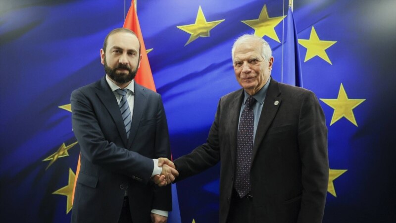 Мирзоян и Боррель обсудили процесс нормализации армяно-азербайджанских отношений 