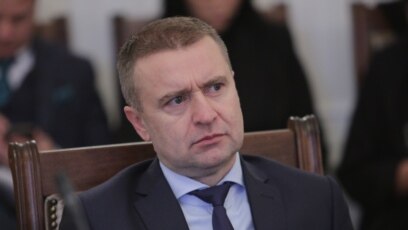 Националната агенция за приходите НАП и Комисията за финансов надзор