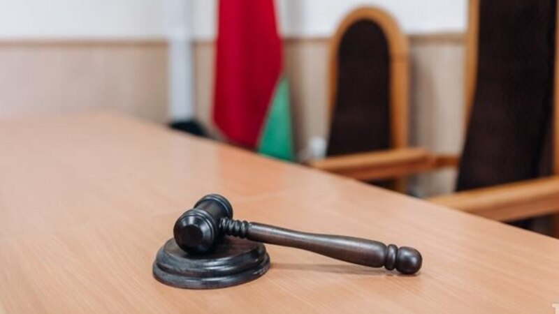 Беларуста саясий туткундардын адвокаттары жапырт кармалууда