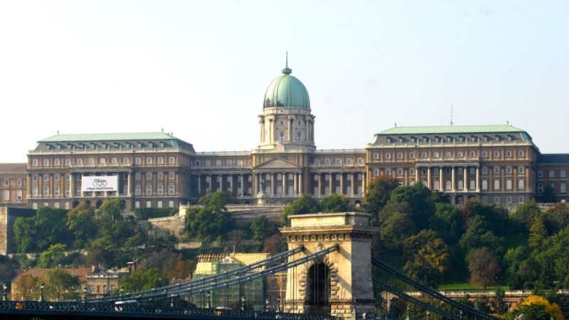 Putin i Trump razmatraju samit u Budimpešti, Zelenski u Washingtonu