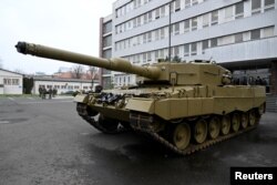 Performanța tancului Leopard 2 a fost îmbunătățită de-a lungul ultimilor ani.