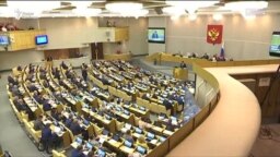 Чиновники за границей