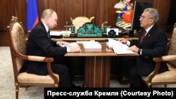 Владимир Путин на встрече с Рустамом Миннихановым