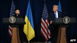 Ілюстраційне фото. Президенти України Володимир Зеленський і США Дональд Трамп ід час зустрічі у Флориді, грудень 2025 року