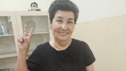 Шоҳида Саломова қарийб тўрт йил руҳий шифохонада мажбуран даволанган. Сурат 2026 йил август ойида Марказий Осиёда инсон ҳуқуқлари ассоциацияси вакили Саломова билан у даволанаётган шифохонада учрашган пайтда олинган.