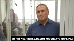 Олександр Єфремов у залі суду, серпень 2016 року