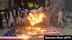 Proteste anti-americane în Pakistan
