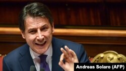 Giuseppe Conte u Senatu, 6. juni 2018.