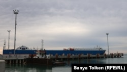 Порт Курык на восточном побережье Каспийского моря. 11 августа 2018 года.