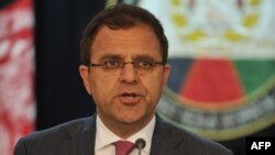 عمر زاخیلوال وزیر مالیهء افغانستان