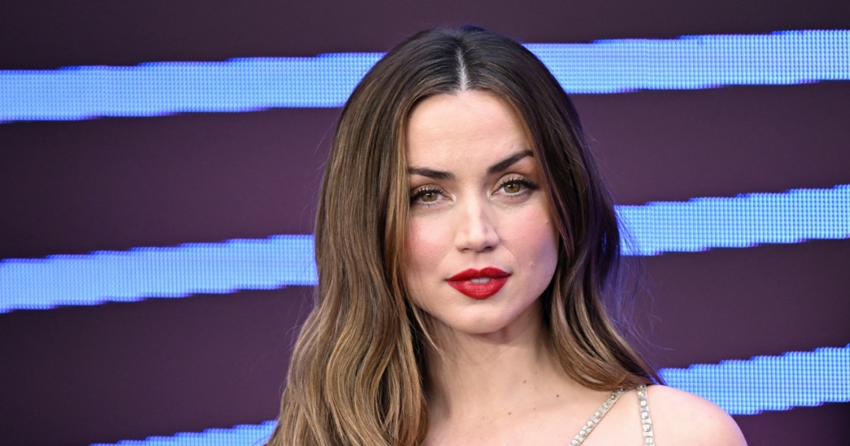 Родена е в Куба, но започва кариерата си в Мадрид,