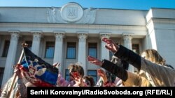 Митинг против российской пропаганды возле Верховной Рады, Киев, 17 марта 2015 года