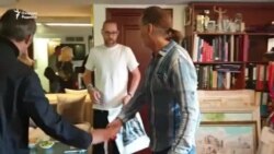 Н.Сафронов: "Обрўли одам" Мирзиёев суратига буюртма берди