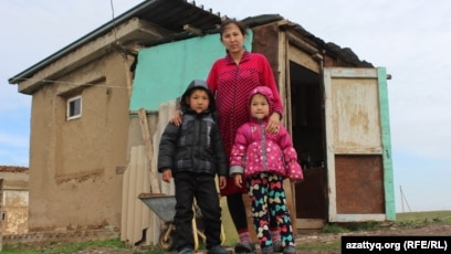 Дилдо секс машиналарын онлайн көріңіз Мас баласы сексуалды анасын трахты