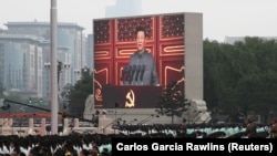 Трансляция выступления Си Цзиньпина к столетию Коммунистической партии Китая. Пекин, 1 июля 2021 года