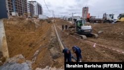 Vendpunishtja ku pati shembje së rrugës në Prishtinë. 