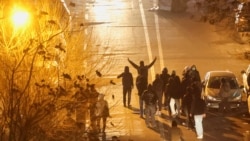 روایت شاهد عینی از برخورد خشن نیروهای امنیتی در تهران 