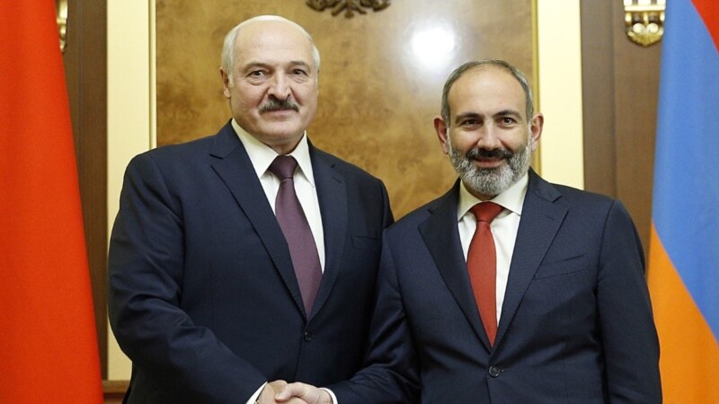Пашинян поздравил Лукашенко с Днем независимости Беларуси
