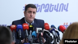 «Ուժեղ Հայաստան»-ի պատգամավորի թեկնածու Դավիթ Ղազինյան, արխիվ