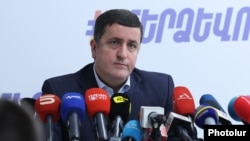 Armenia - Davit Ghazinian speaks during a news conference in Yerevan, January 9, 2026.