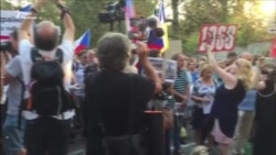 Біля російського посольства у Празі відбувся пікет проти «окупаційної політики Кремля»