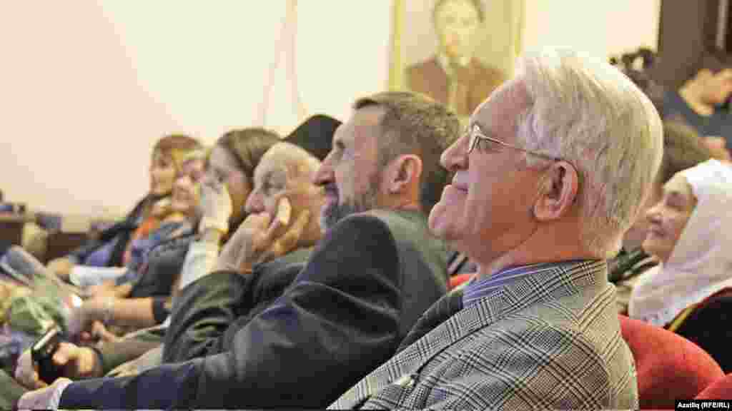 Тамашачылар арасында Татарстан язучылар берлеге рәисе Рафис Корбан һәм галим, "Сәләт" проектлары җитәкчесе Җәүдәт Сөләйманов