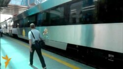 У Донецьку відкрили реконструйований вокзал та показали швидкісні потяги