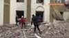 «Українці покарають ворога!». Бишів у руїнах після обстрілів російськими «Градами» (відео)