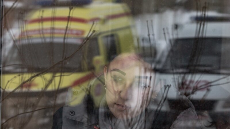 В Казани 19-летняя студентка выбросилась из окна 12 этажа 