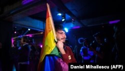 Duminică seară într0un club al comunității LGBT din România