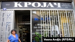 Stojana Milenković Kaja ispred svoje radnje u Beogradu