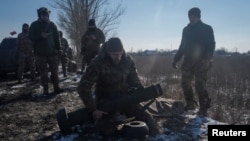 Ілюстраційне фото. Українські військові на позиціях поблизу Лимана, лютий 2023 року