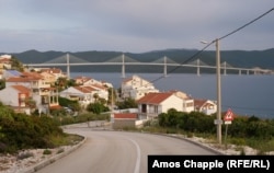 The Croatian town of Komarna, with the Peljesac Bridge in background.