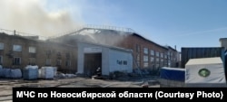 Завод у Бердську. Новосибірська область. Росія