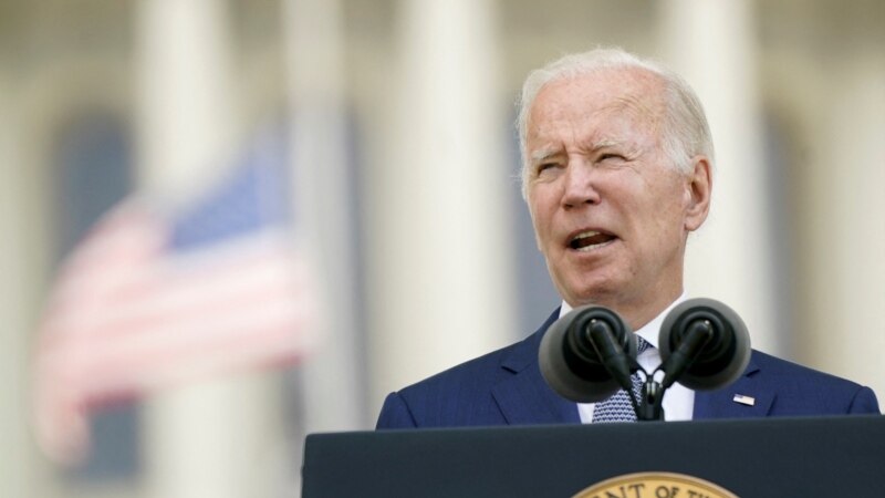 Biden kaže da oružje pretvara američka naselja u 'polja smrti'