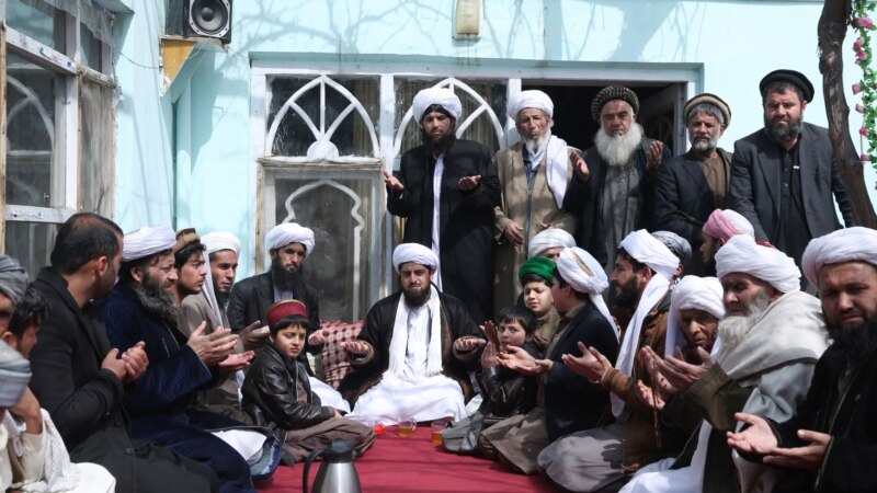 Frika mbërthen komunitetin sufist afgan pas sulmeve vdekjeprurëse