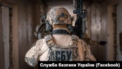 За даними СБУ, правоохоронці знешкодили диверсійно-розвідувальну групу Головного управління Генштабу Збройних сил РФ, відомого як ГРУ