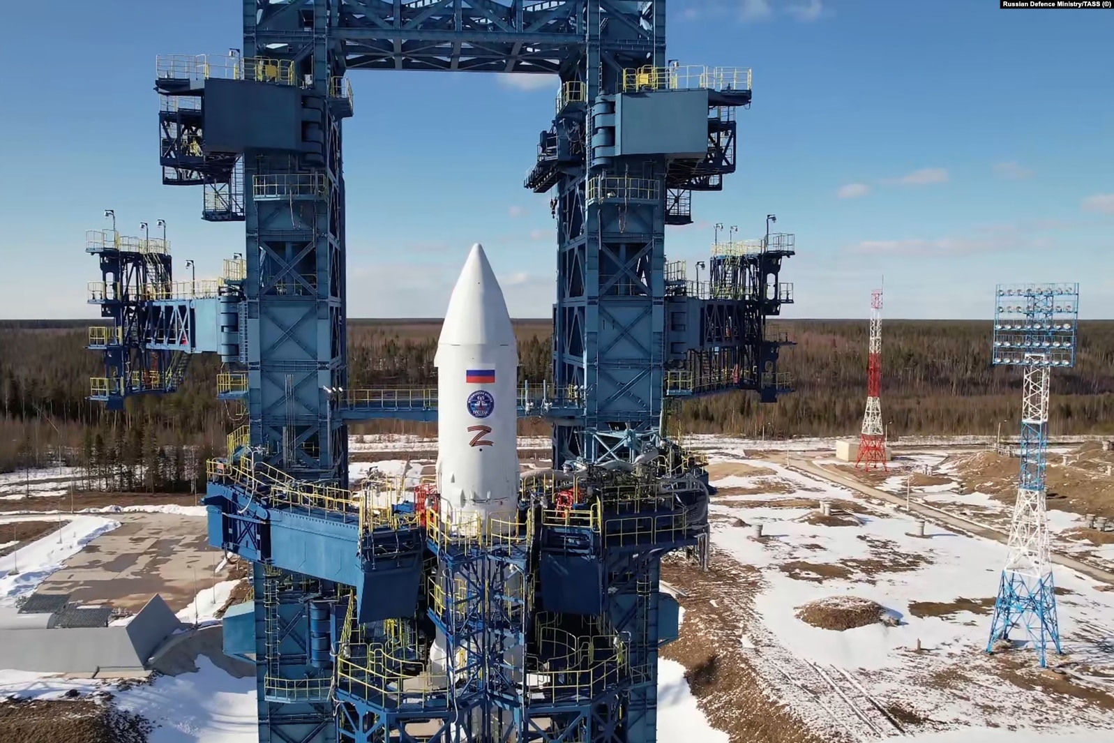 Чи зможуть російські супутники воювати в космосі?