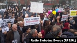 Протест за правда за Алмир 