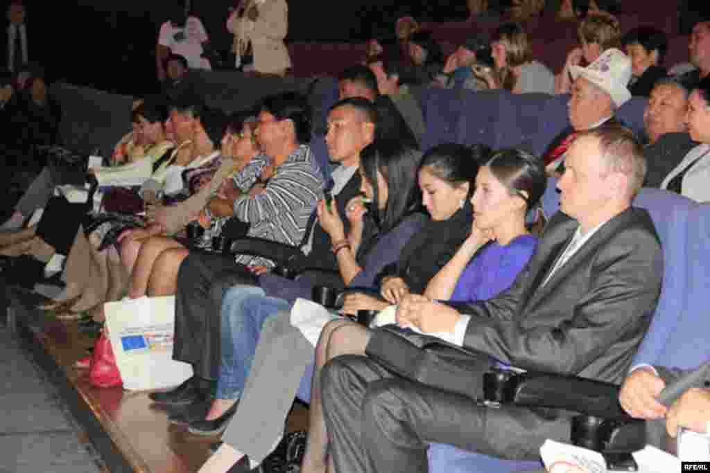 "Бир дүйнөдөн" бир ирмем #3